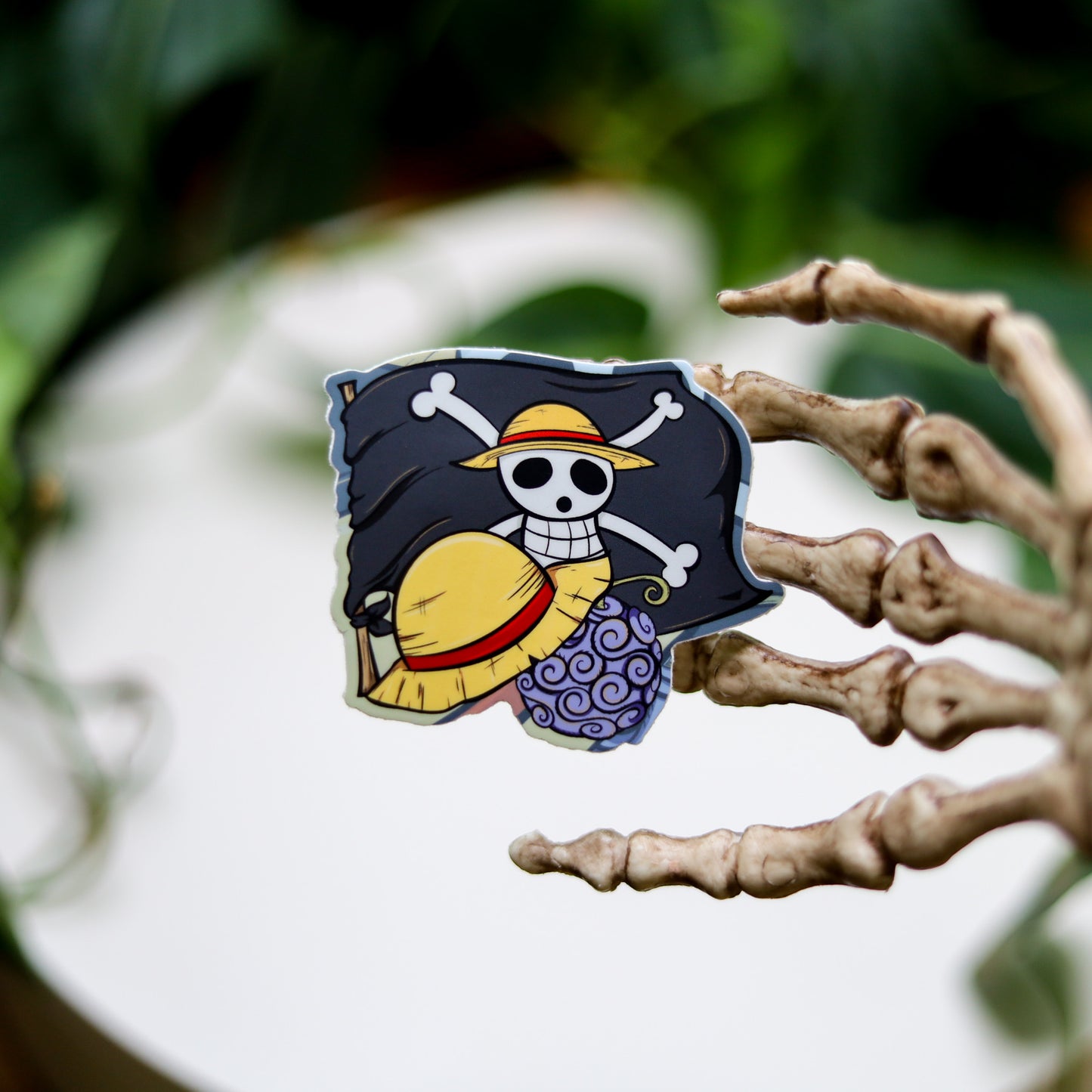 Straw Jolly Roger Vinyl Sticker