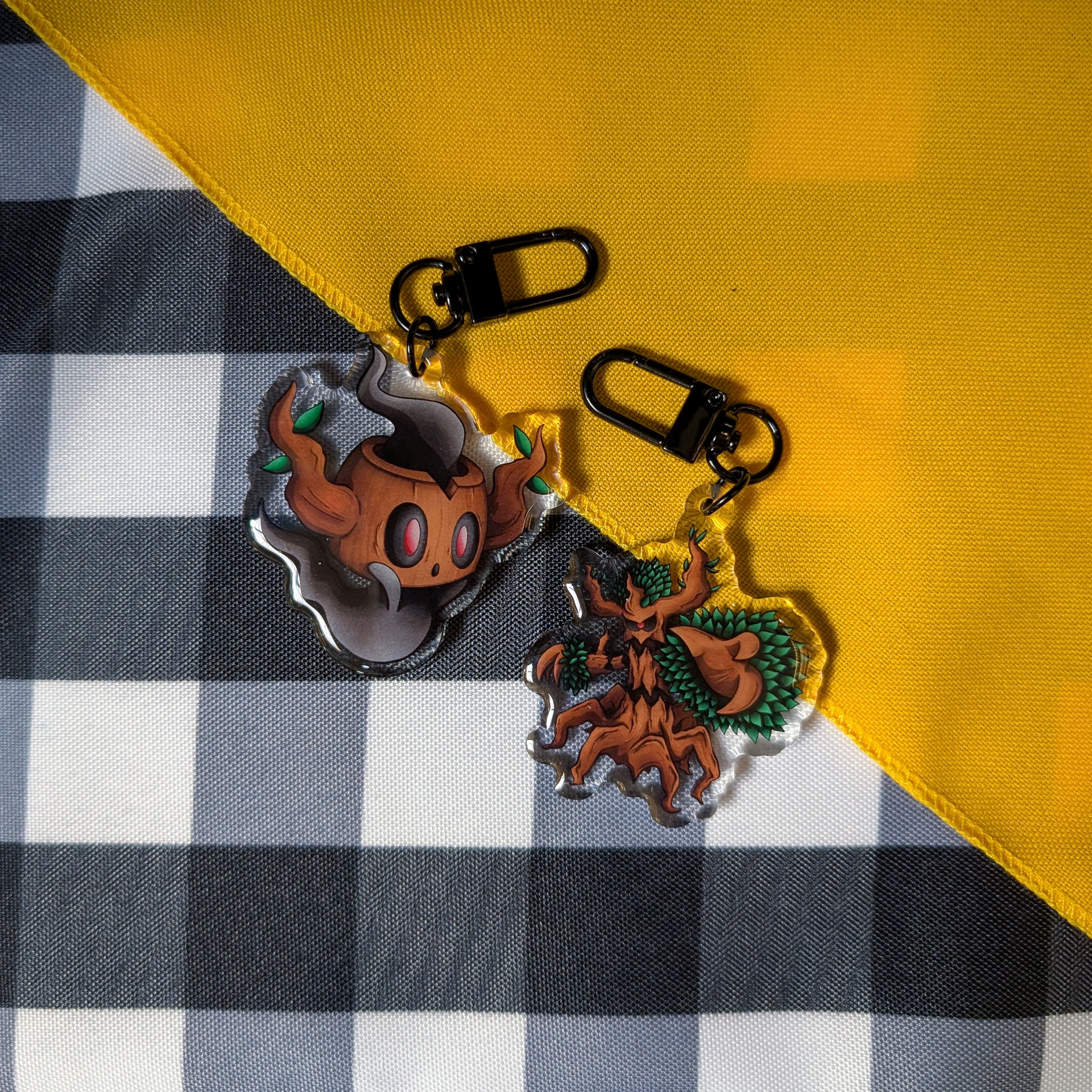 Phantump & Trevenant Keychains!